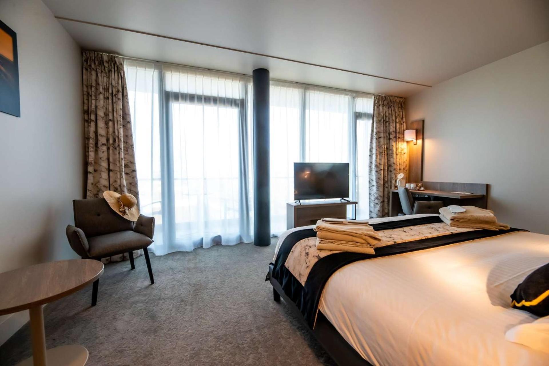 Brit Hotel Eden Spa Honfleur Ngoại thất bức ảnh
