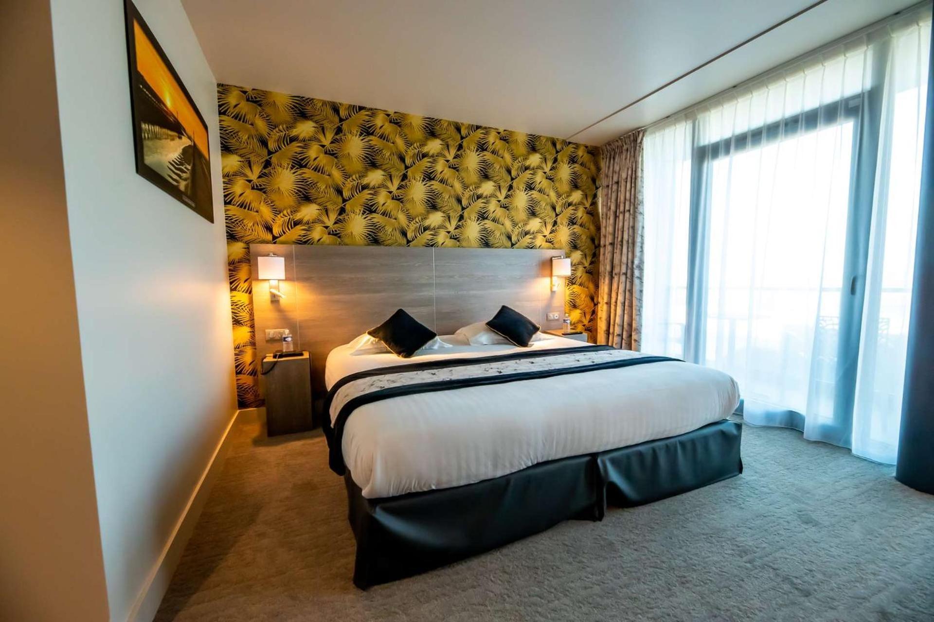 Brit Hotel Eden Spa Honfleur Ngoại thất bức ảnh